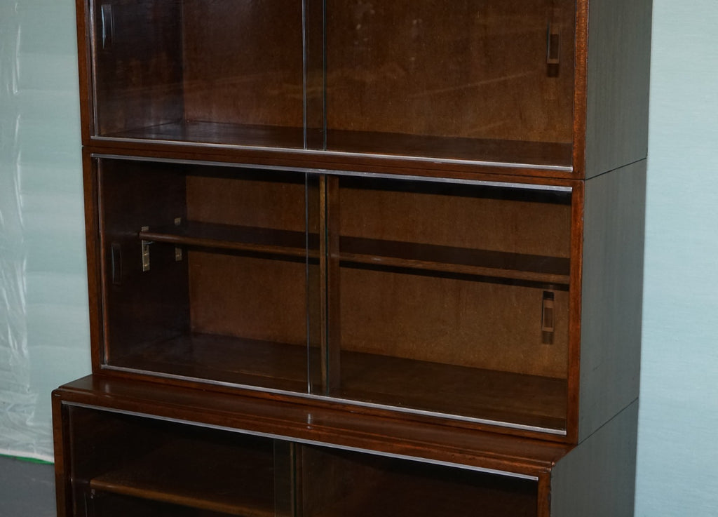 CIRCA 1930s MINTY OF OXFORD THREE TIER GLASS FRONT BARRISTER BOOKCASE CABINET