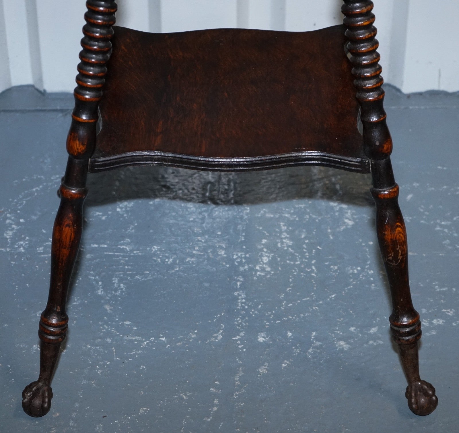 ANTIQUE VICTORIAN TIGER OAK SIDE TABLE TURNED BOBBIN LEGS WITH CAST IRON FEET