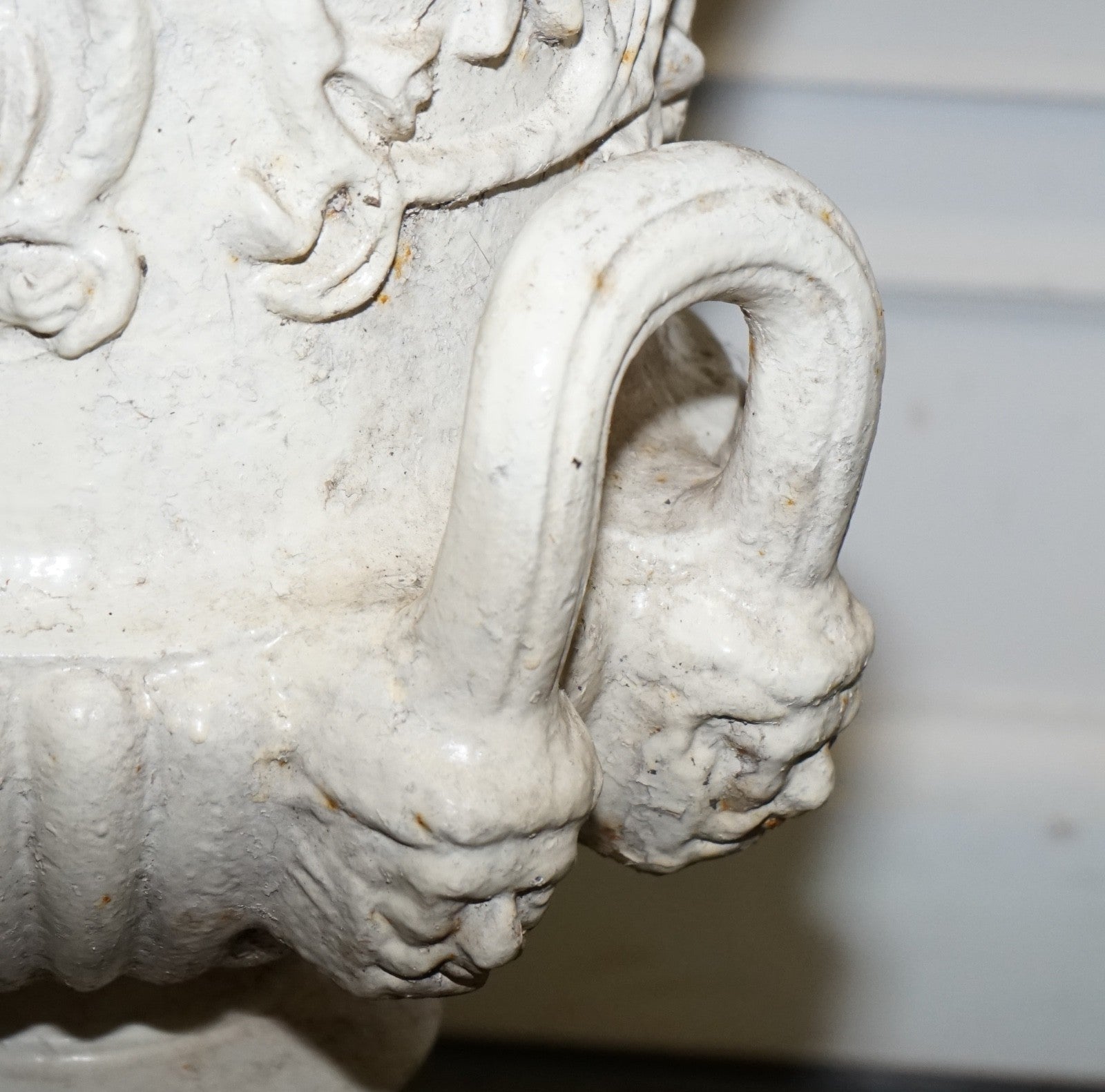 VICTORIAN PAINTED CAST IRON URN FLARED BEADED RIMS ABOVE SCROLLiNG ACANTHUS