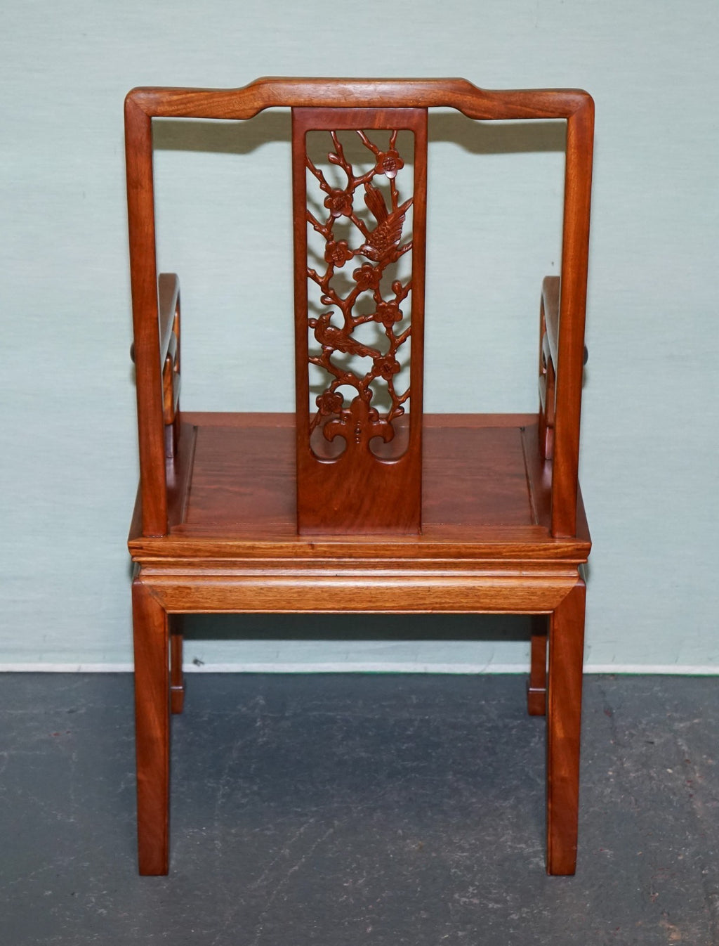 VINTAGE ORIENTAL CHINESE TEAK CARVED FLOWER AND BIRD ARMCHAIR
