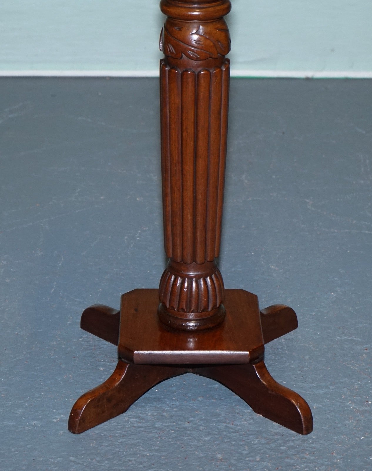 VINTAGE CARVED HARDWOOD BARLEY TWIST PEDESTAL STAND DISPLAY PLANT STAND