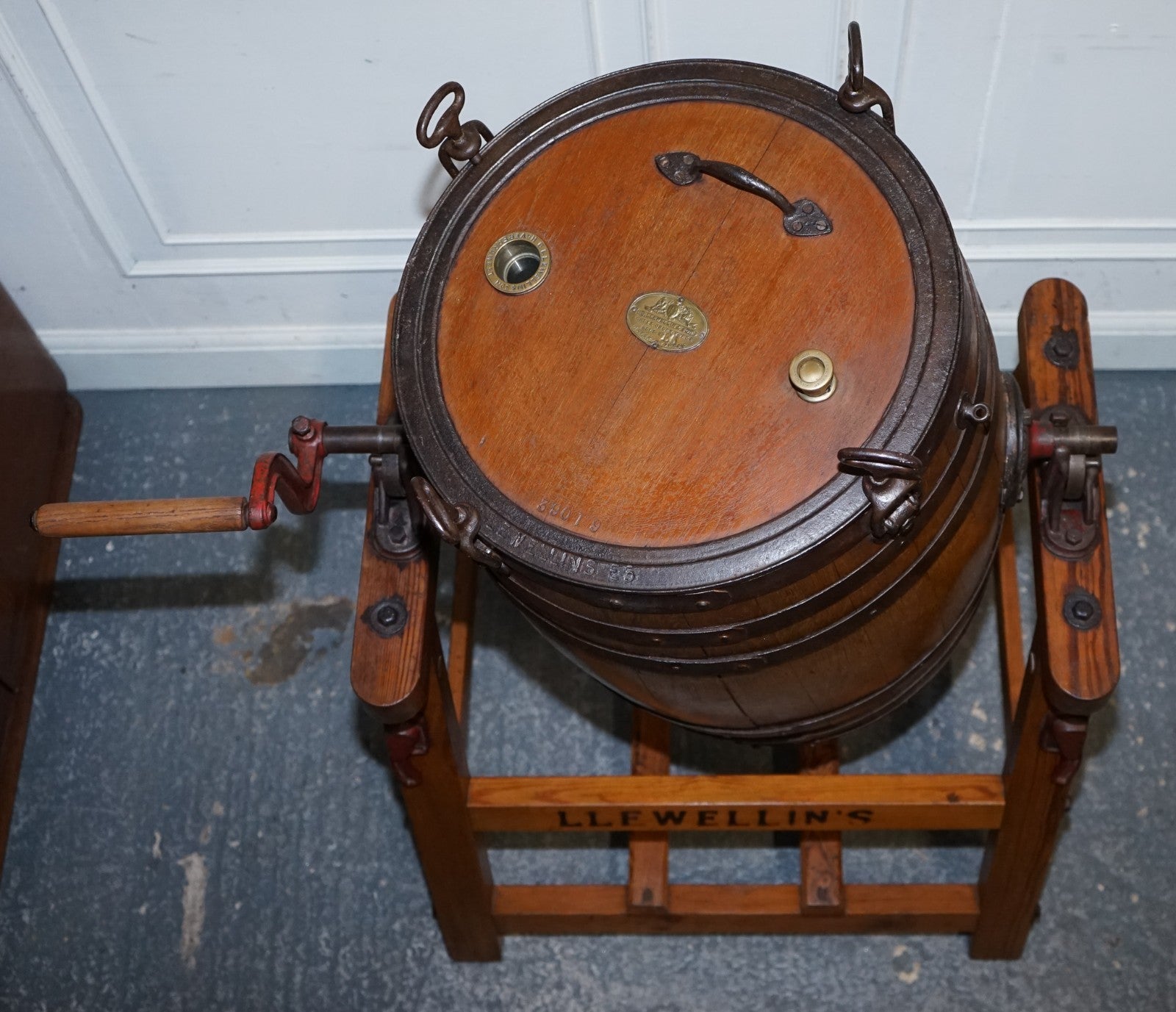 ANTIQUE VICTORIAN CIRCA 1885 ENGLISH G. LLEWELLIN & SONS BUTTER CHURN