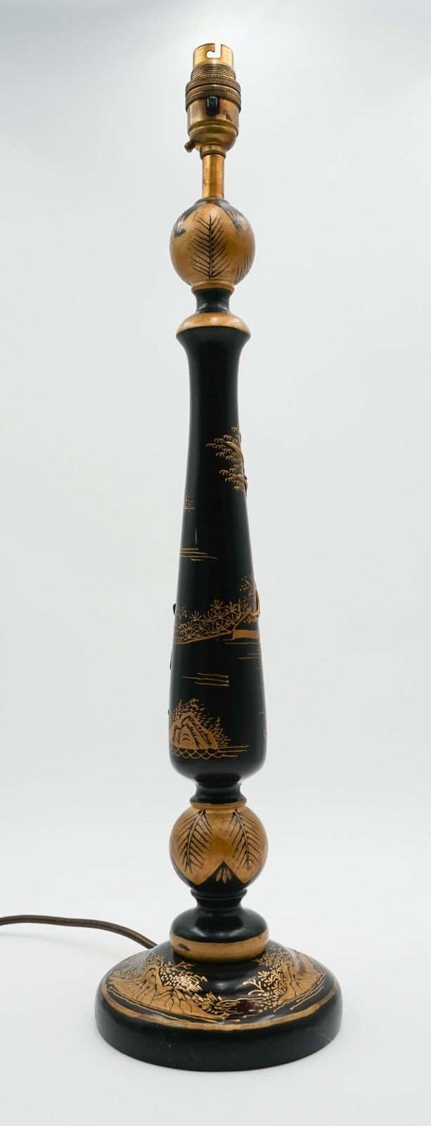 20TH CENTRY HAND PAINTED CHINOISERIE TABLE LAMP