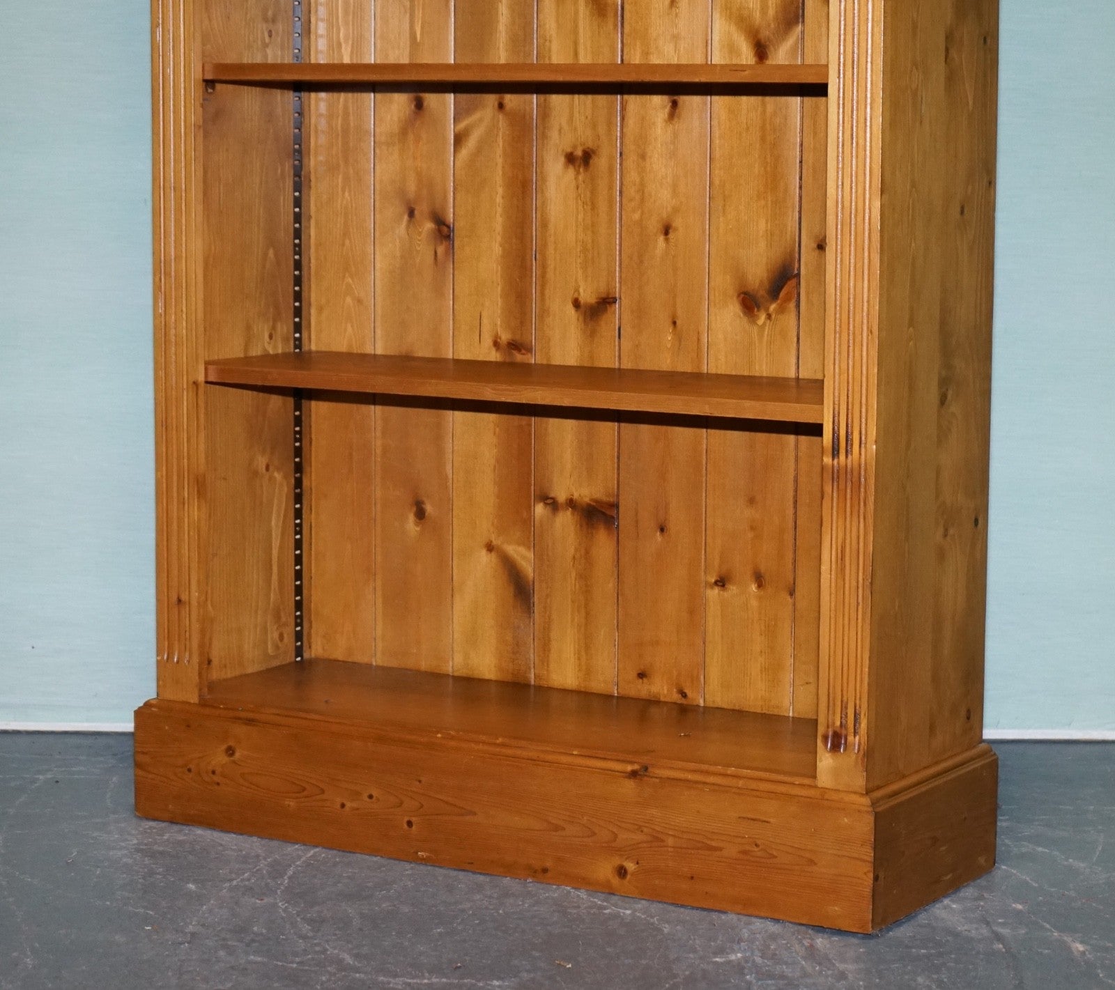 VINTAGE PINE OPEN BOOKCASE DISPLAY CABINET WiTH 5 SHELVES