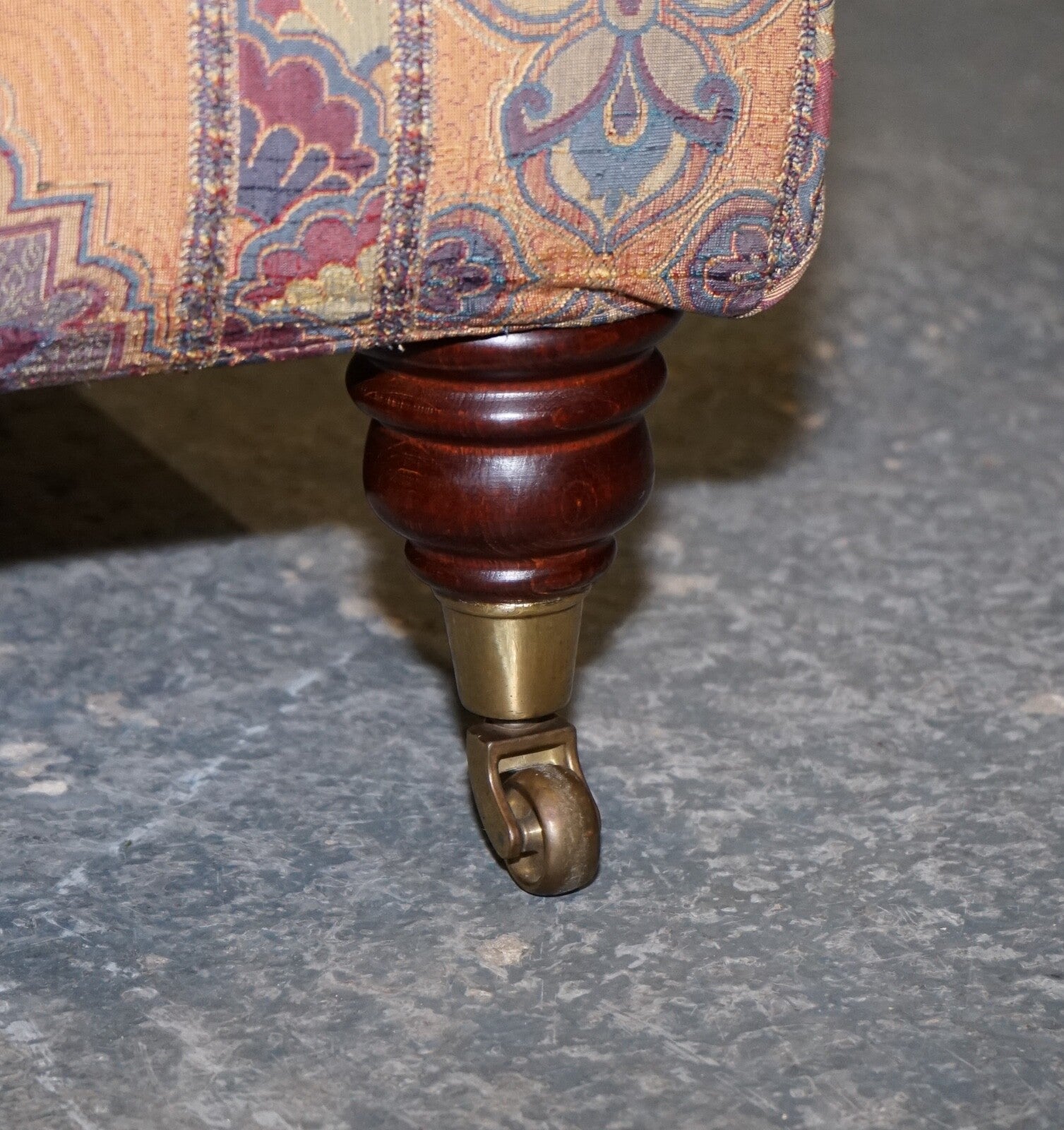 LOVELY MULTIYORK COUNTRYHOUSE REMOVABLE FABRIC HOWARD ARM STYLE LOUNGE ARMCHAIR