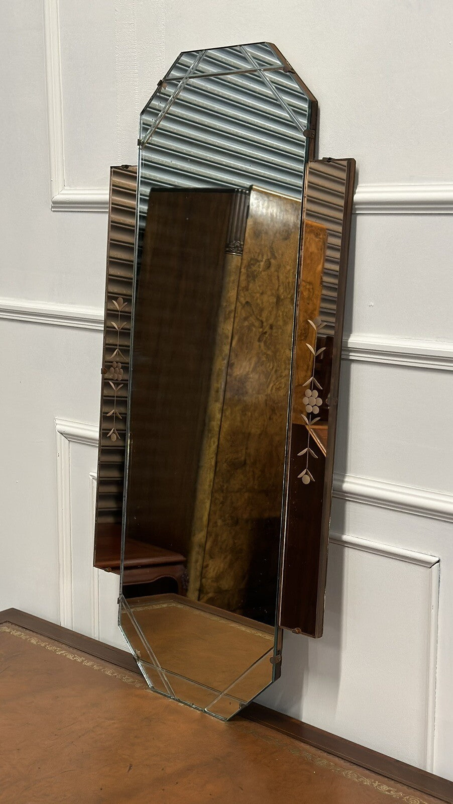 LARGE DECORATIVE 1920s ART DECO PEACH GLASS FLOWER PETAL MIRROR