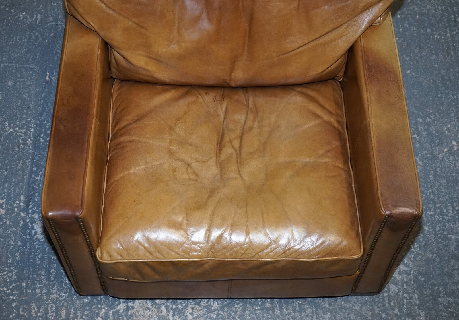 LOVELY TIMOTHY OULTON VISCOUNT PAIR OF TAN LEATHER ARMCHAIRS RRP £5,200