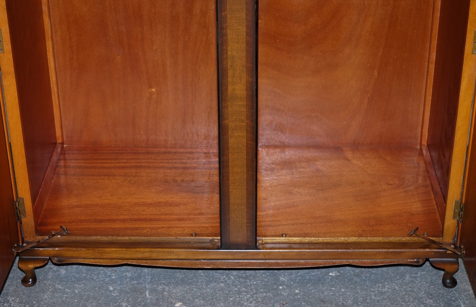 ART DECO 1920'S LARGE TWO DOOR WARDROBE OR AMOIRE