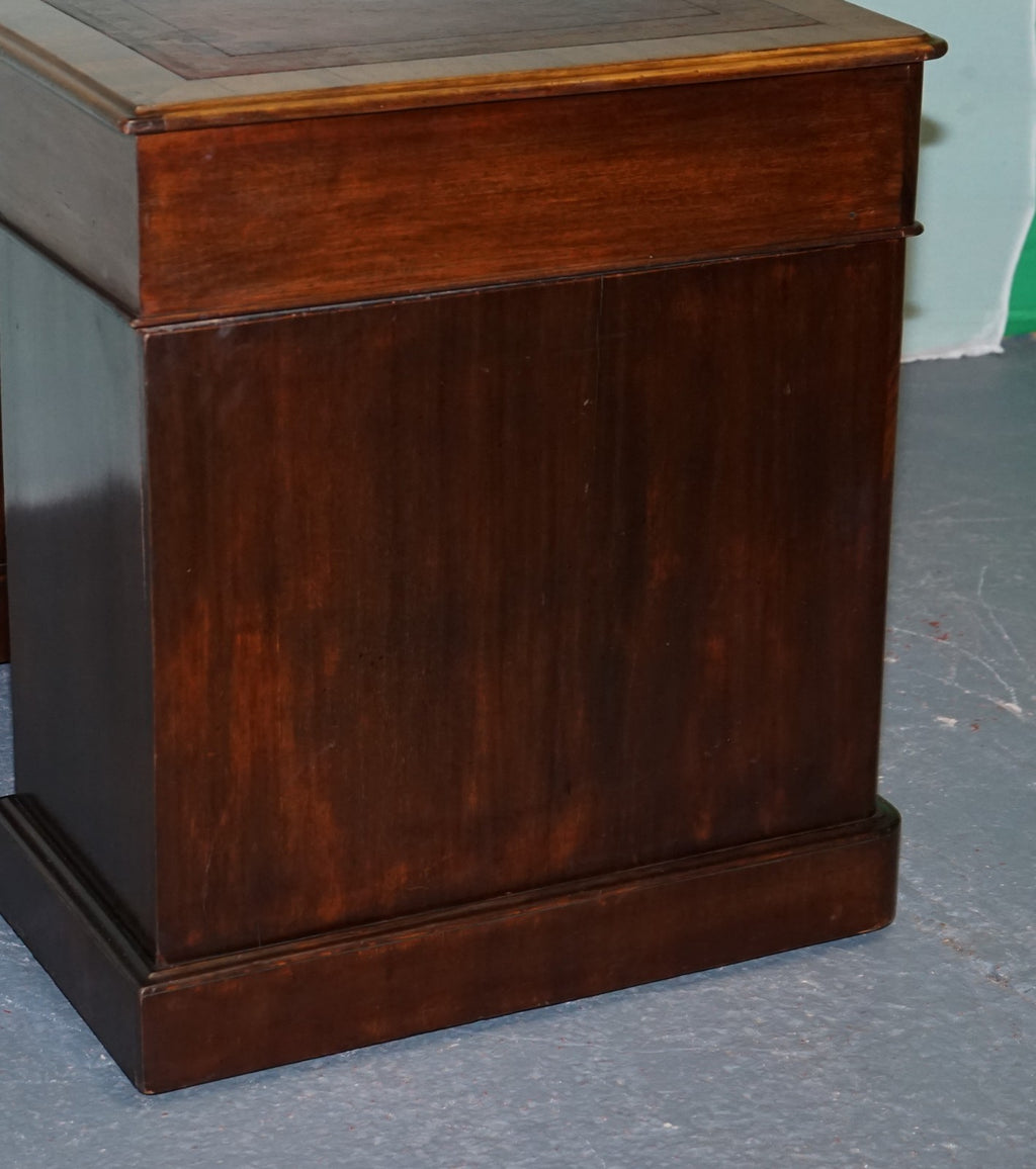 ANTIQUE VICTORiAN HARDWOOD PEDESTAL DESK WITH TOOLED LEATHER TOP