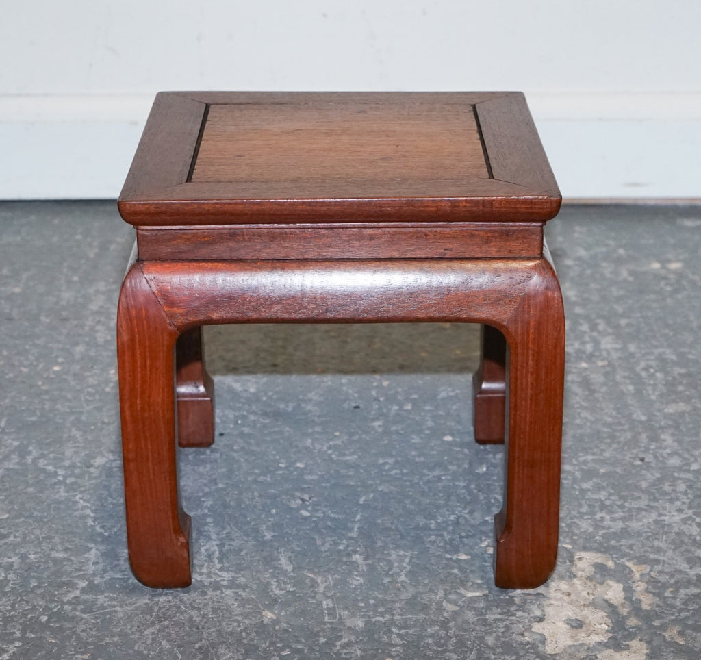 VINTAGE ORIENTAL CHINESE TEAK SIDE TABLE PLANT STAND MADE IN HONG KONG
