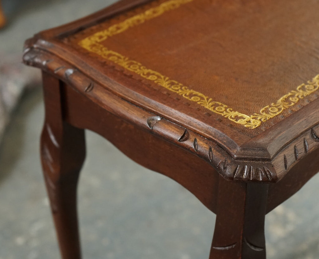VINTAGE NEST OF TABLES QUEEN ANNE STYLE LEGS WITH BROWN EMBOSSED LEATHER TOP