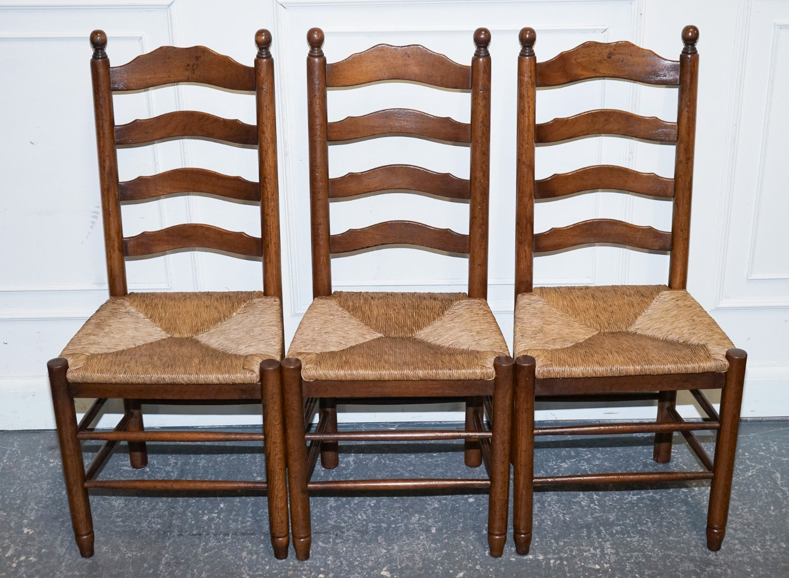 SET OF SIX ANTIQUE ENGLISH 19TH CENTURY LADDERBACK RUSH SEAT DINING CHAIRS