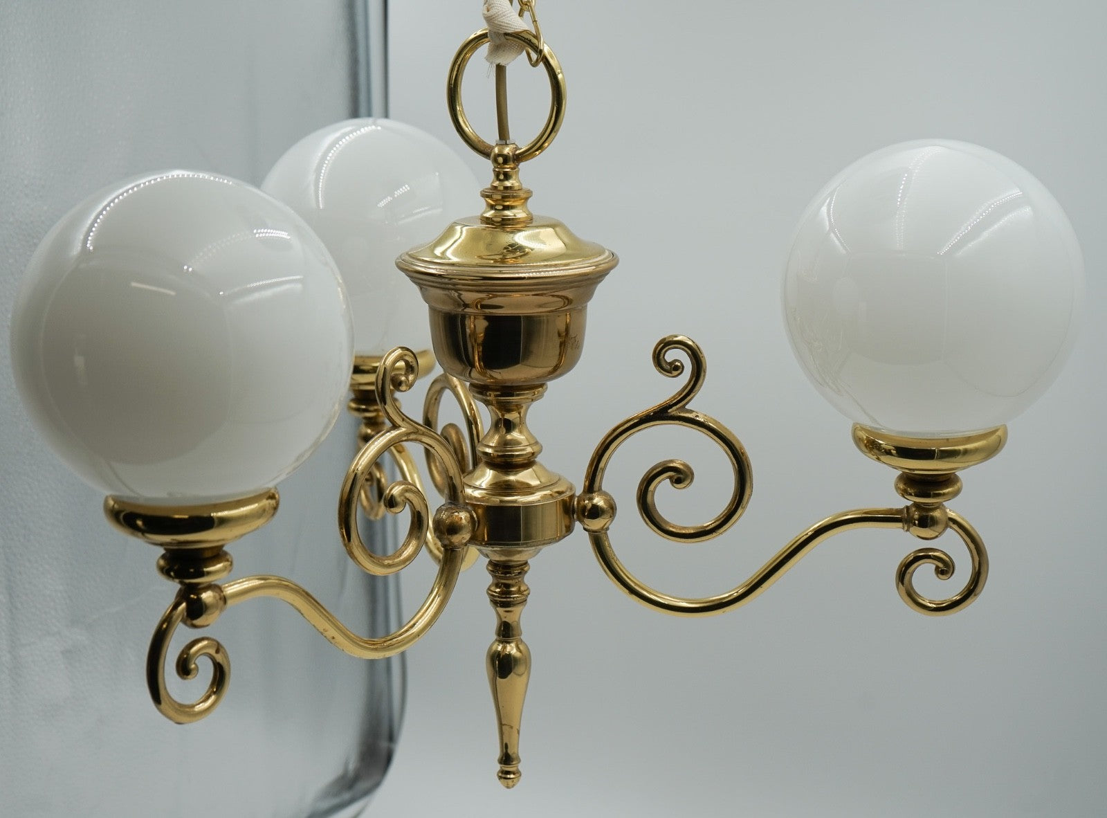 VINTAGE ART DECO STYLE CEILING CHANDELIER THREE ARM PENDANT (2/2)