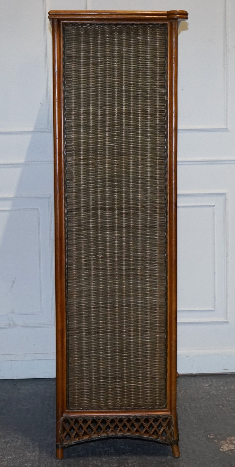 CIRCA 1970'S WOVEN WICKER ARMOIRE WARDROBE WiTH ONE DRAWER (1/2)
