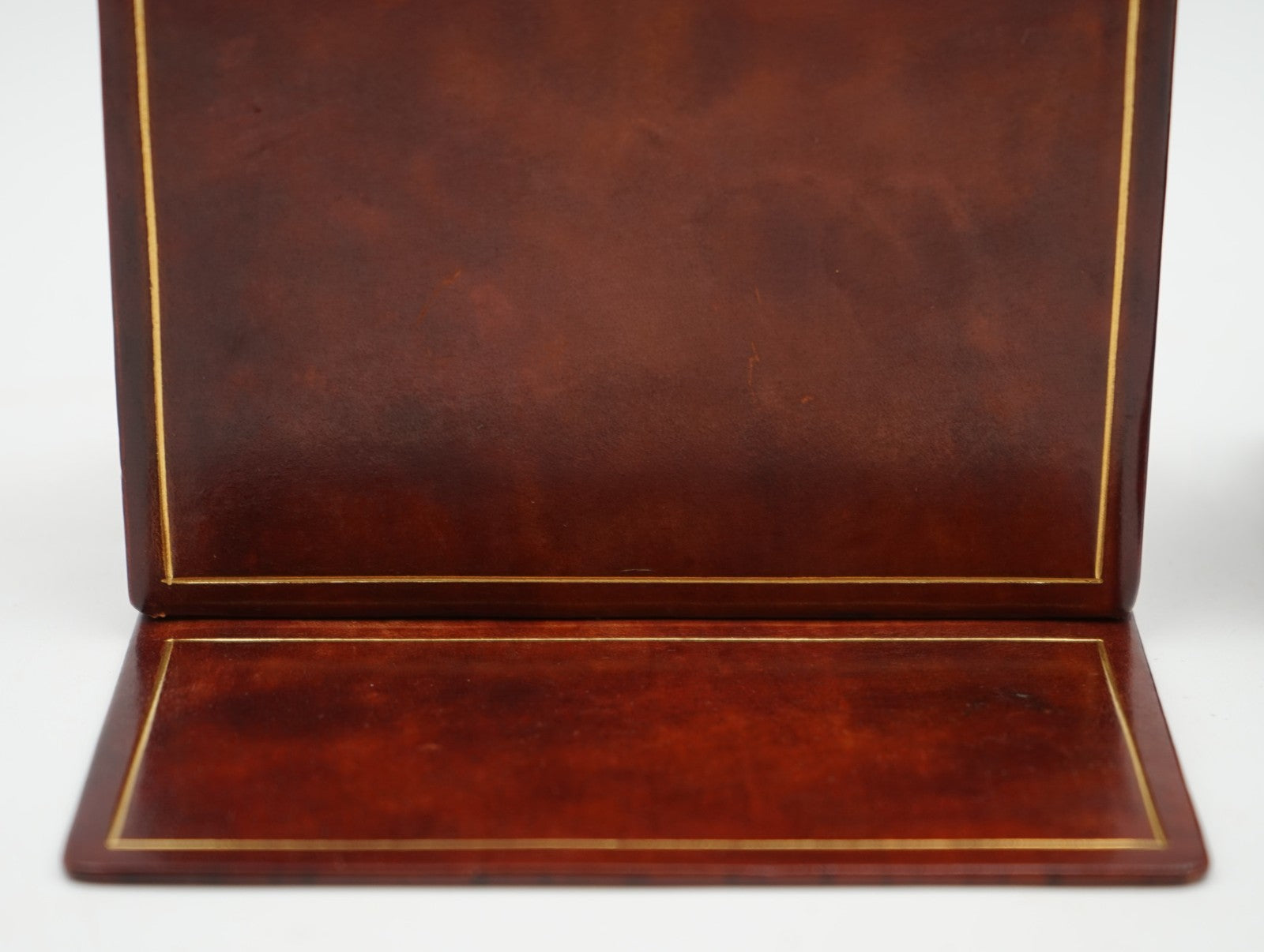RARE PAIR OF ANTIQUE ASPREY LONDON LEATHER BOOK ENDS