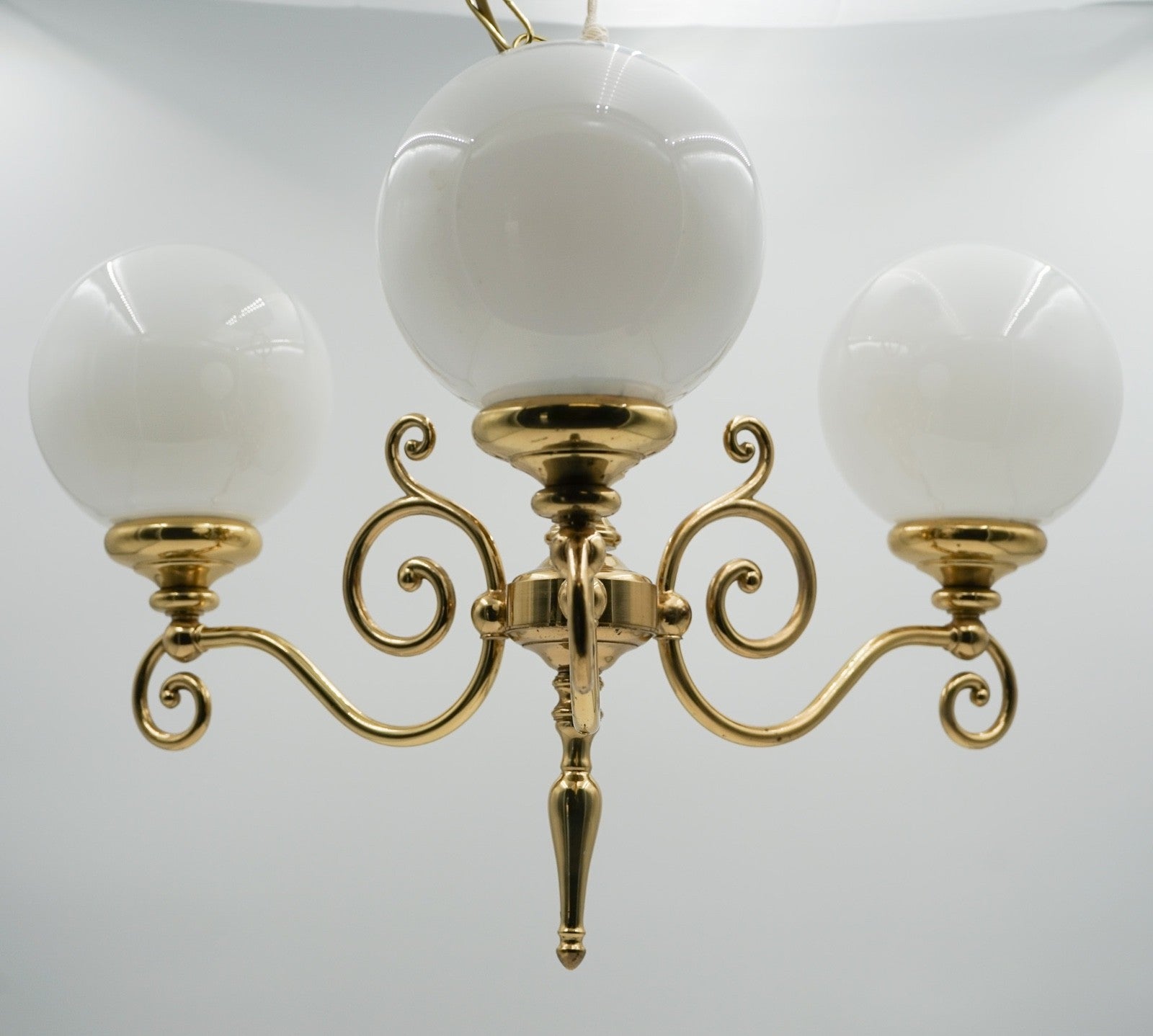VINTAGE ART DECO STYLE CEILING CHANDELIER THREE ARM PENDANT (1/2)
