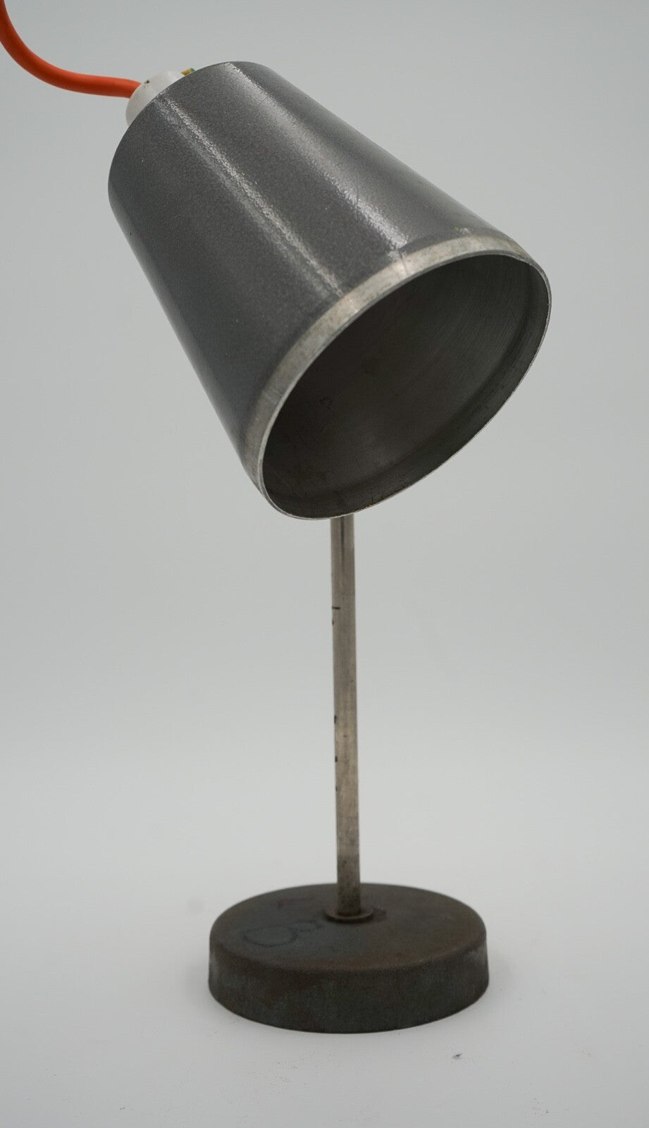 1940'S ENGLISH SALVAGED LABORATORY SCHOOL TABLE LAMP ADJUSTABLE LIGHT 001