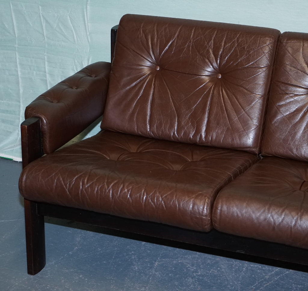 SCANDiNAVIAN ViNTAGE EKORNES STRESSLESS THREE SEATER SOFA