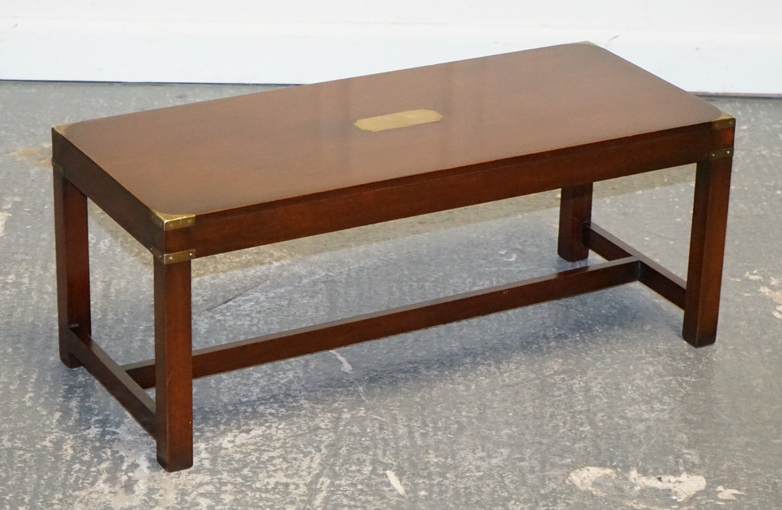 RESTORED VINTAGE HARRODS REH KENNEDY MILiTARY CAMPAIGN COFFEE TABLE