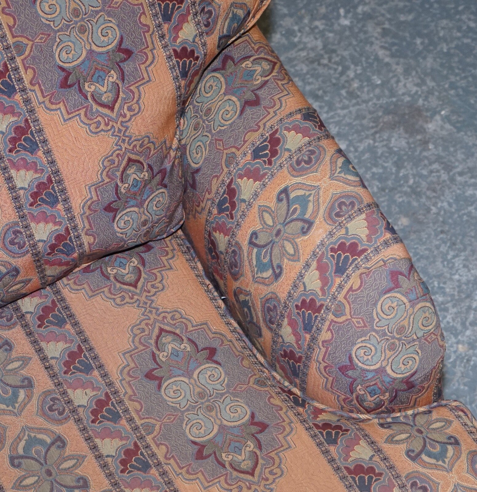 LOVELY MULTIYORK COUNTRYHOUSE REMOVABLE FABRIC HOWARD ARM STYLE LOUNGE ARMCHAIR