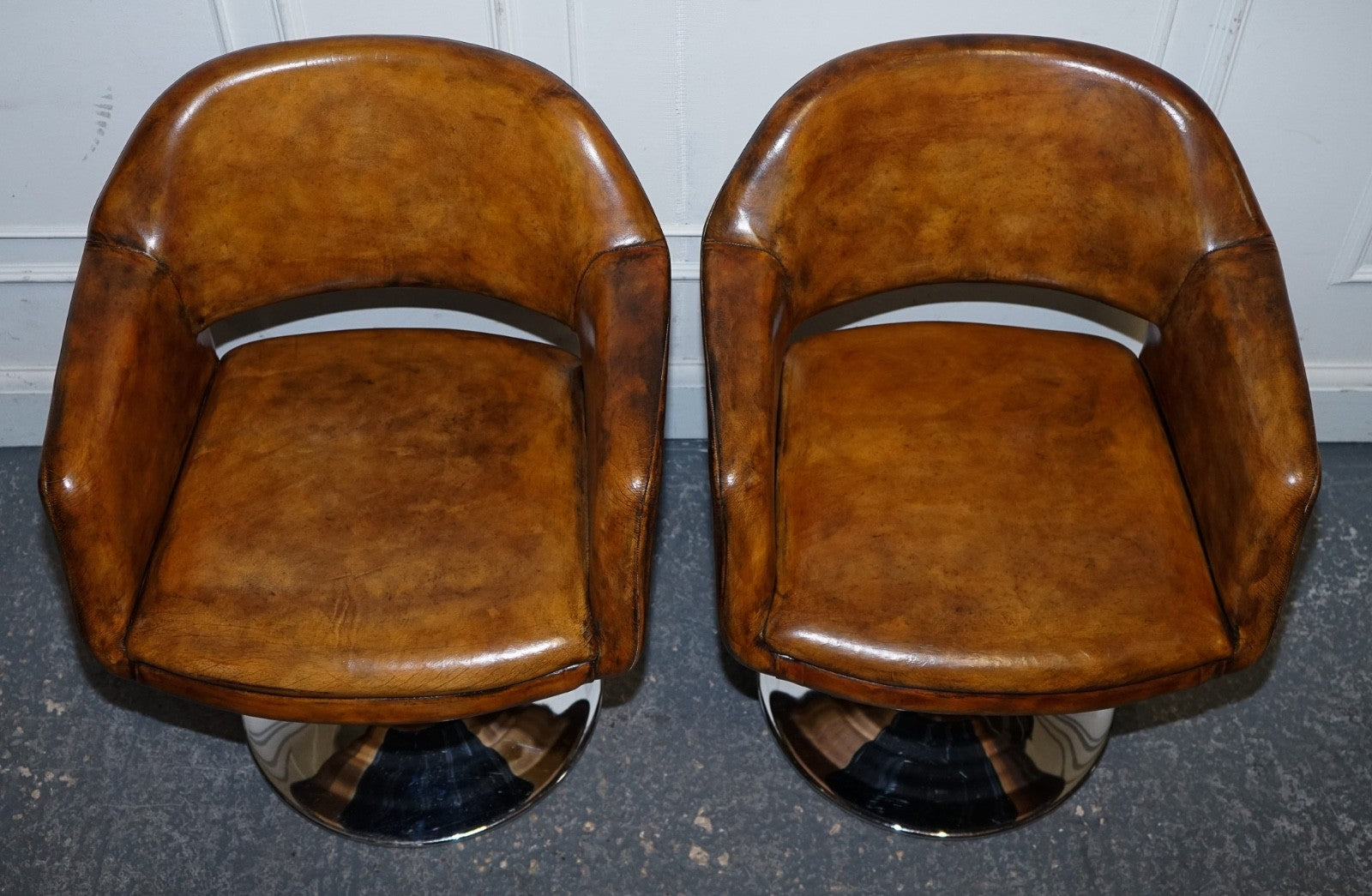 SET OF FOUR RESTORED HAND DYED LEATHER LARGO JOHANSON DESIGN SWIVEL ARMCHAIRS