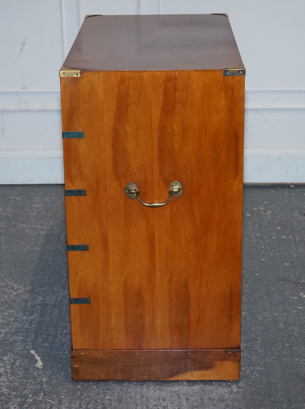 VINTAGE MILITARY CAMPAIGN YEW WOOD SECRETARY CHEST OF DRAWERS WiTH BRASS HANDLES