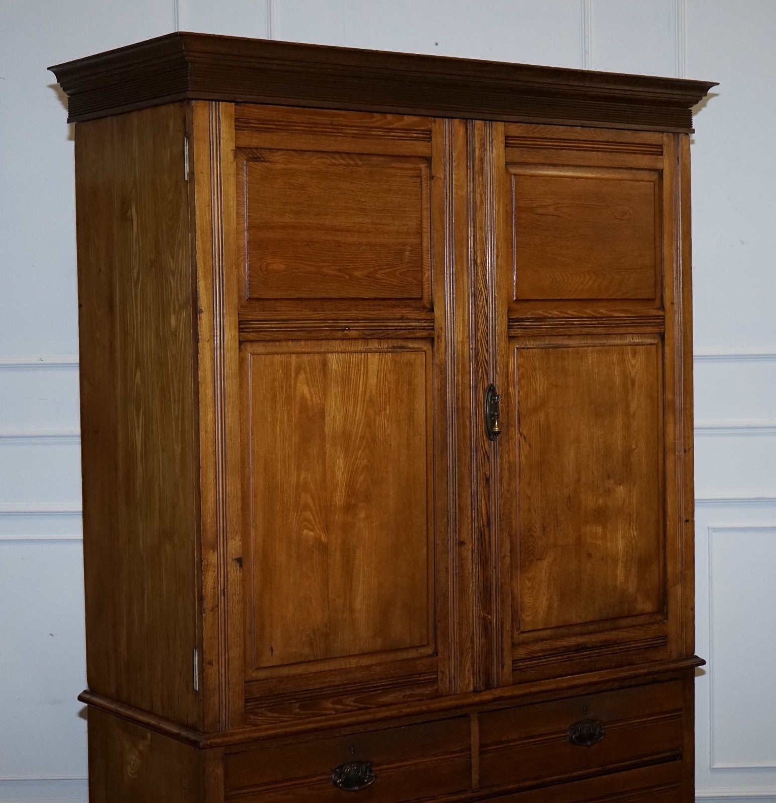 ANTIQUE VICTORIAN ENGLISH OAK LINEN PRESS WARDROBE WITH FOUR DRAWERS