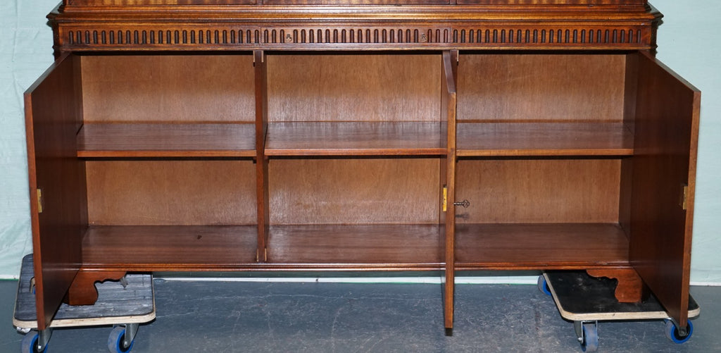 ViNTAGE BEVAN FUNNELL HARDWOOD BREAKFRONT BOOKCASE DISPLAY CABINET