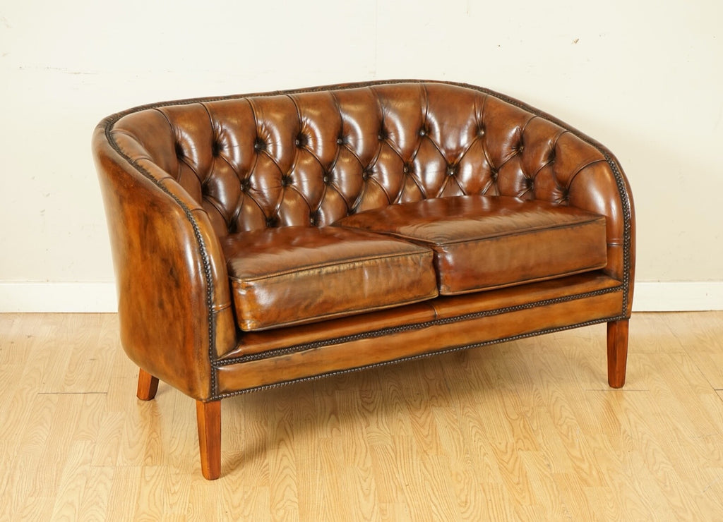 STUNNING FULLY RESTORED HAND DYED WHISKEY BROWN LEATHER TWO SEATER SOFA (2/2)