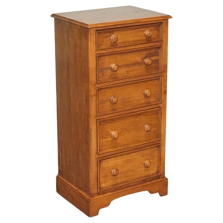 WILLiS & GAMBIER OAK TALLBOY CHEST OF DRAWERS