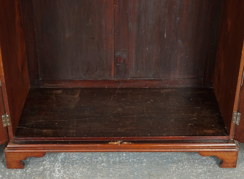 EDWARDIAN FLAMED HARDWOOD SHERATON REVIVAL DOUBLE WARDROBE J1