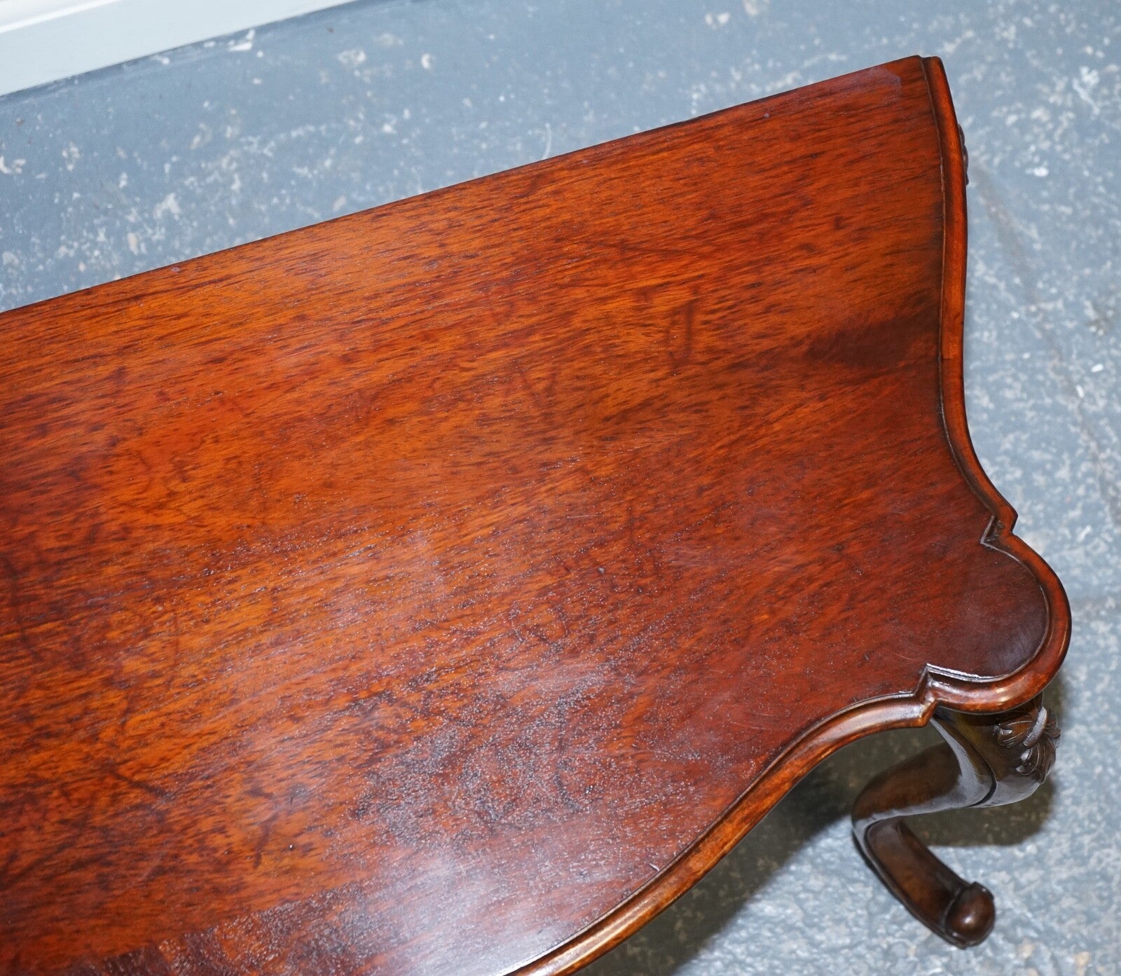 LATE 19TH CENTURY CARVED FRENCH HALL STAND CONSOLE TABLE WITH CABRIOLE LEGS