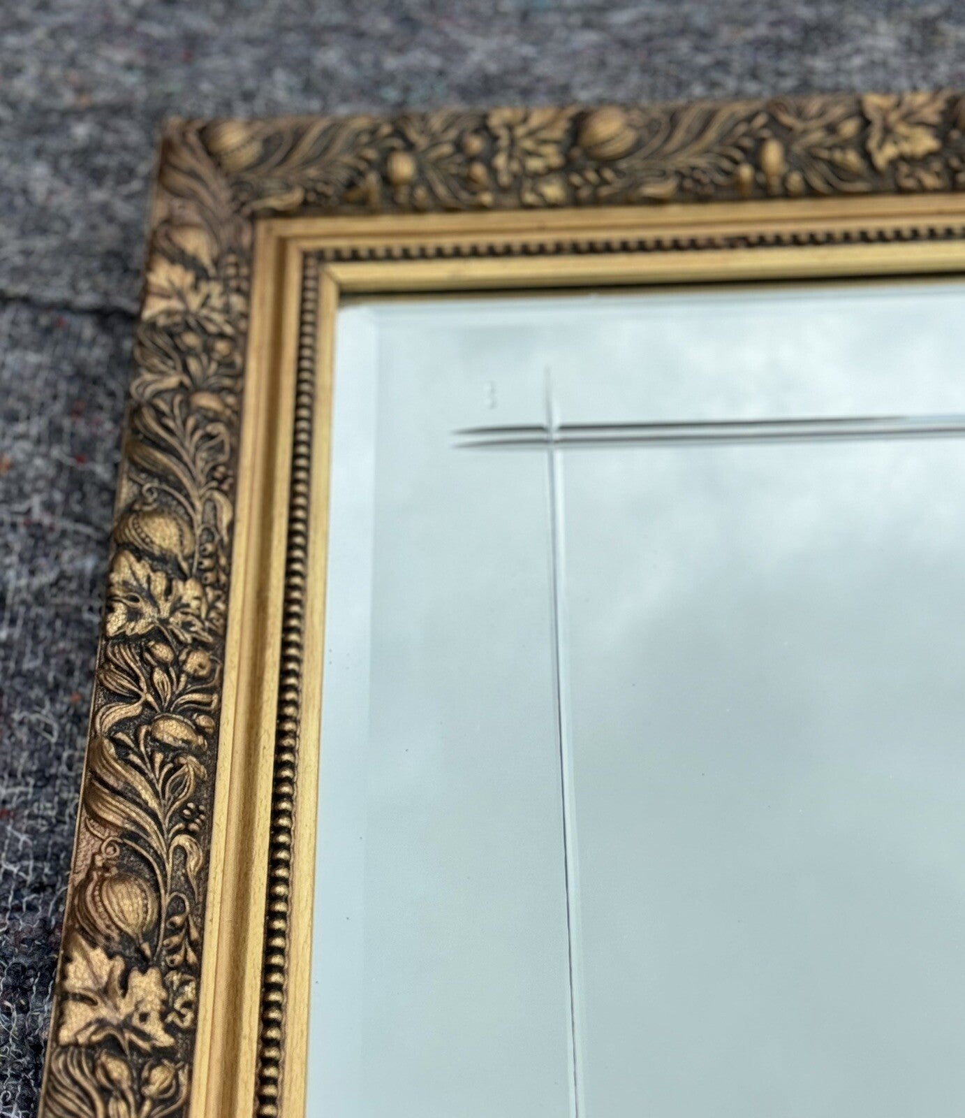 VINTAGE GOLD ORNATE BEVELLED MIRROR