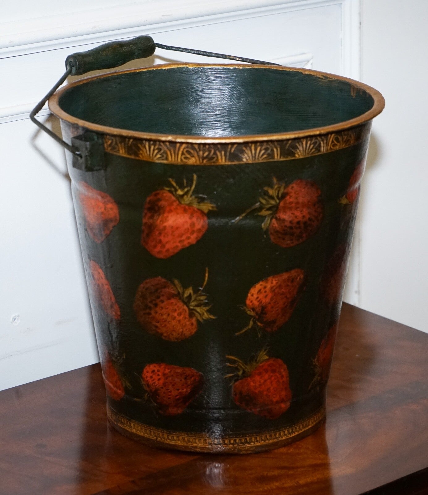 VINTAGE METAL TRADITIONAL DECOUPAGE BIN OR PLANTER BUCKET STRAWBERRY DECORATIONS