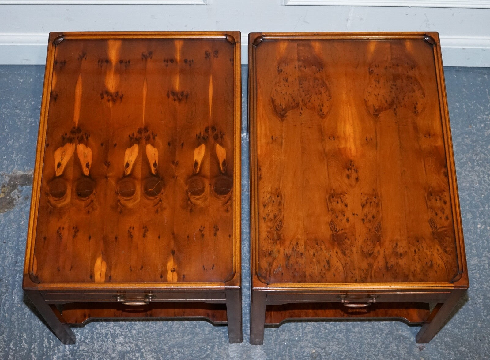 VINTAGE PAIR OF BEVAN FUNNELL YEW WOOD TWO TIERED SIDE LAMP SIDE TABLES