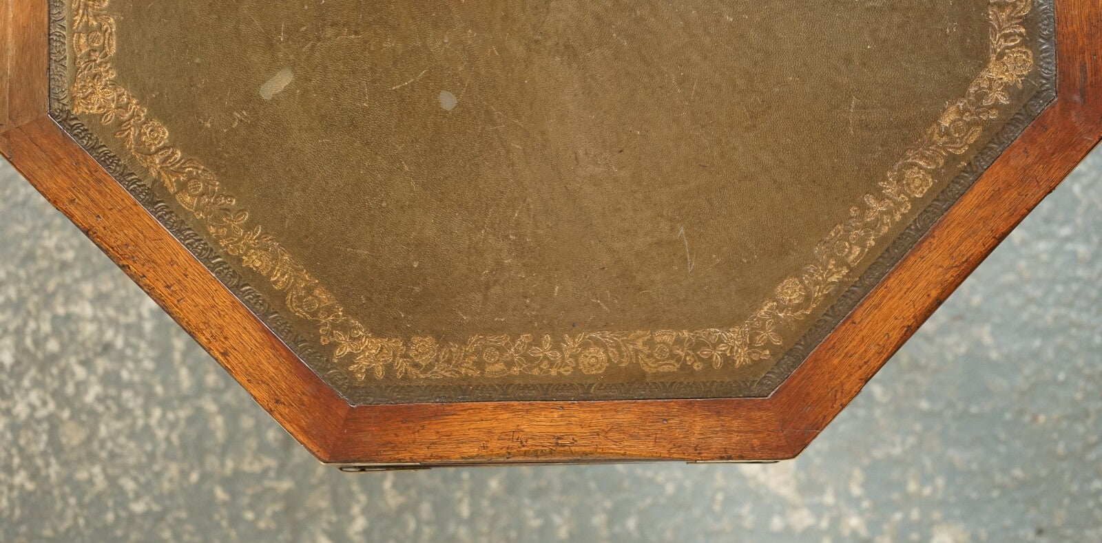 REVOLVING MILITARY CAMPAIGN REGENCY STYLE DRUM SIDE END TABLE BEVAN FUNNELL