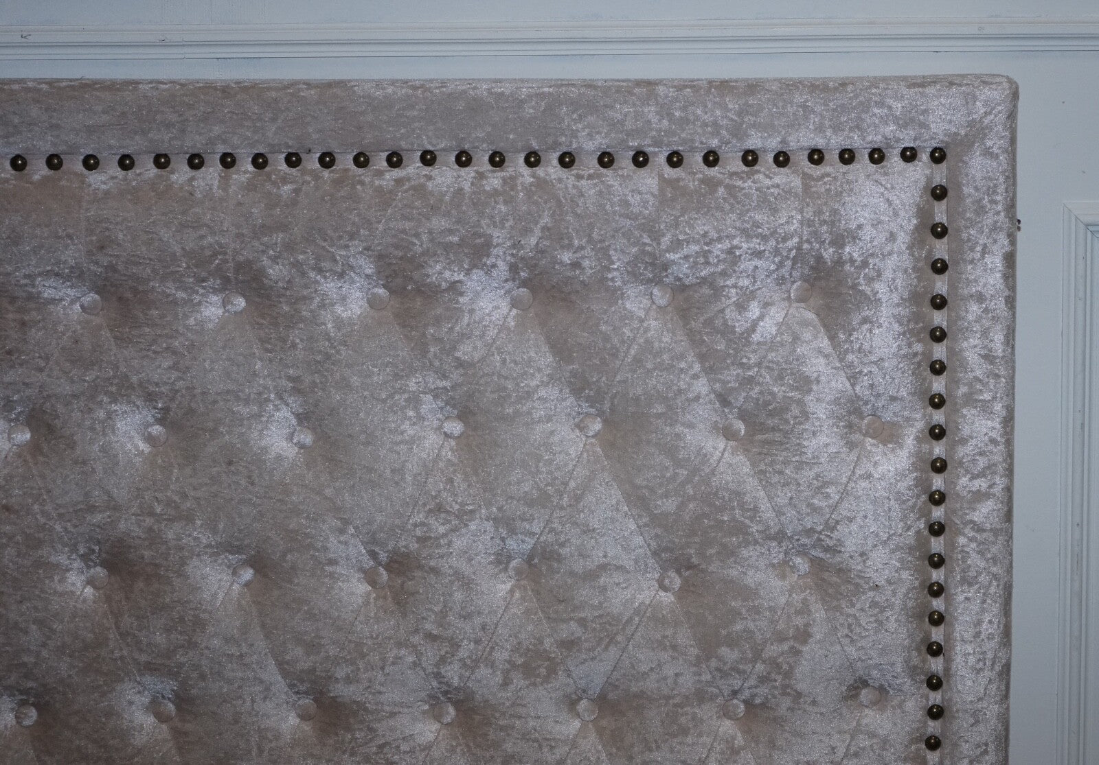 BEAUTIFUL BABY PINK VELVET DOUBLE BED FRAME