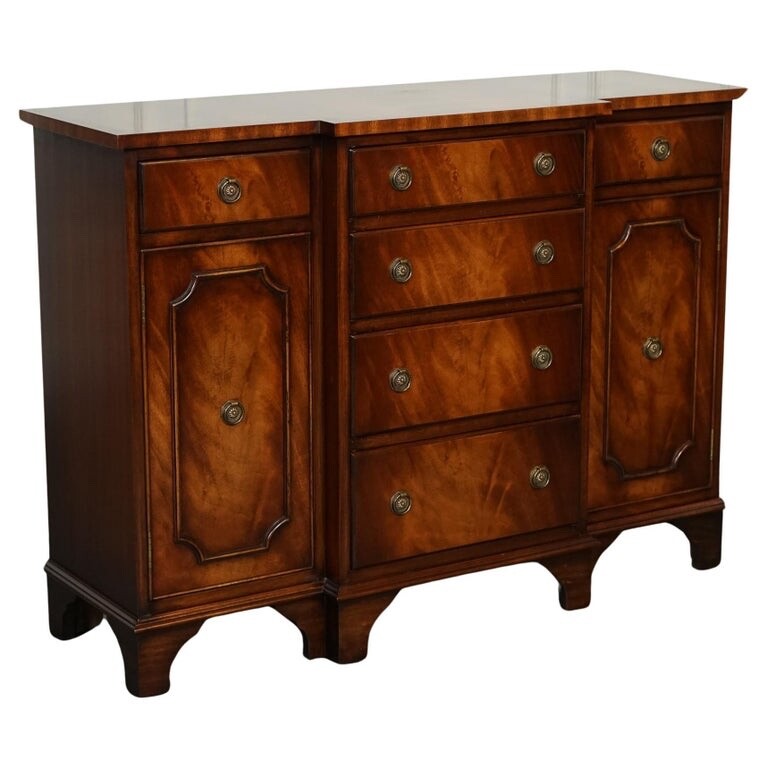 LOVELY BEVAN FUNNELL GEORGIAN STYLE FLAMED HARWOOD BUFFET SIDEBOARD J1
