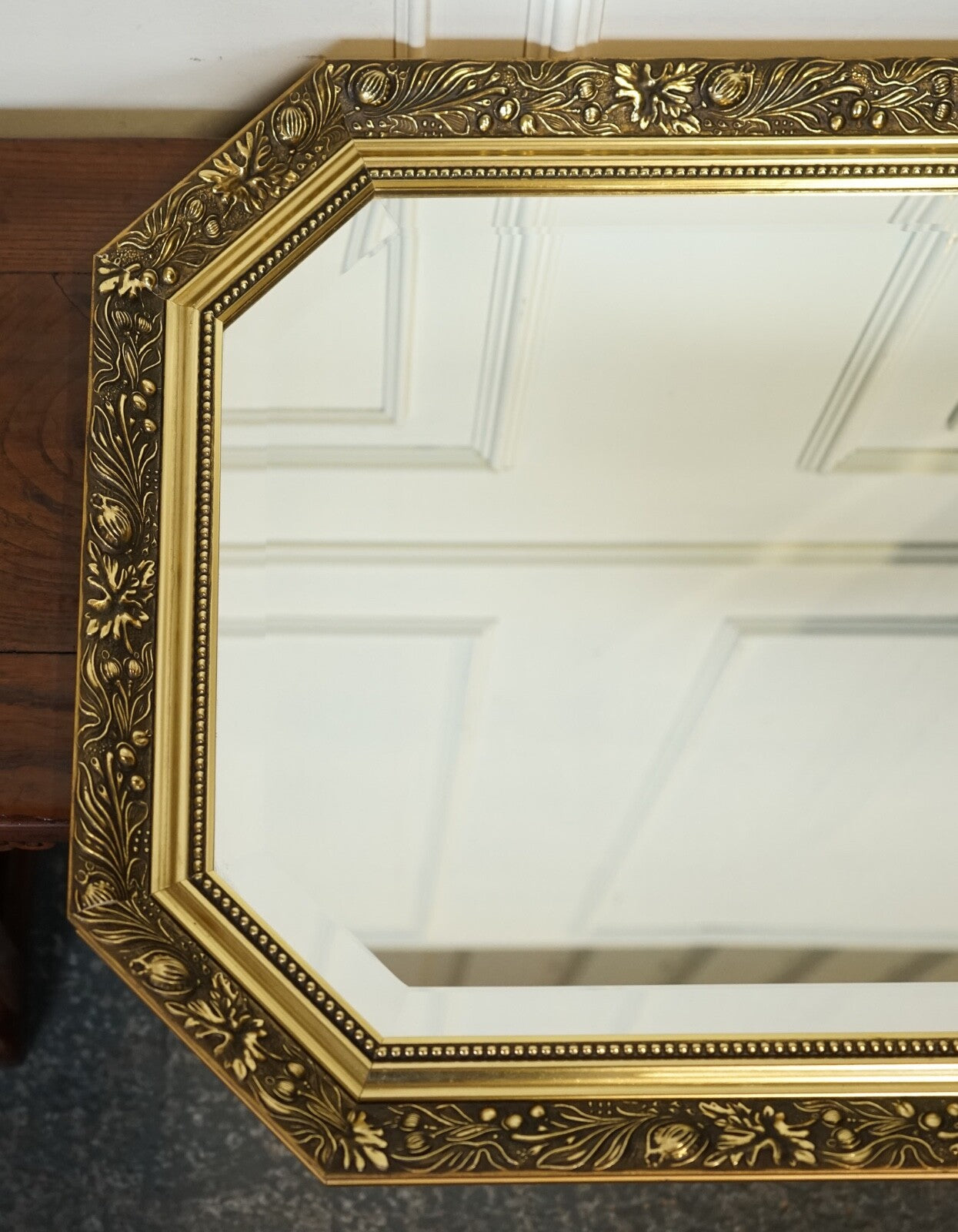 VINTAGE GOLD ORNATE WALL MIRROR LOVELY CARVED DETAILS J1