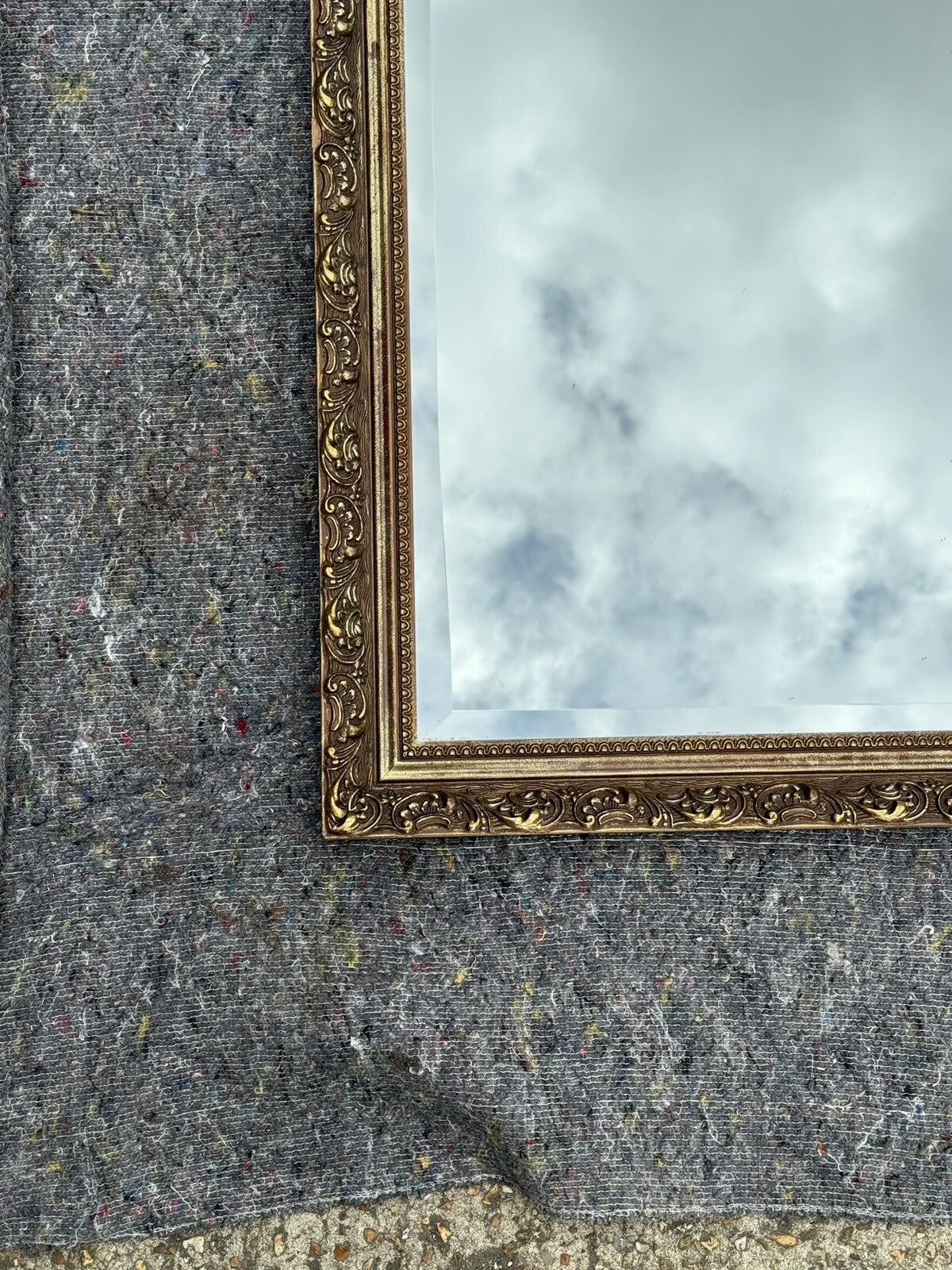 LARGE VINTAGE GOLD ORNATE BEVELLED MIRROR
