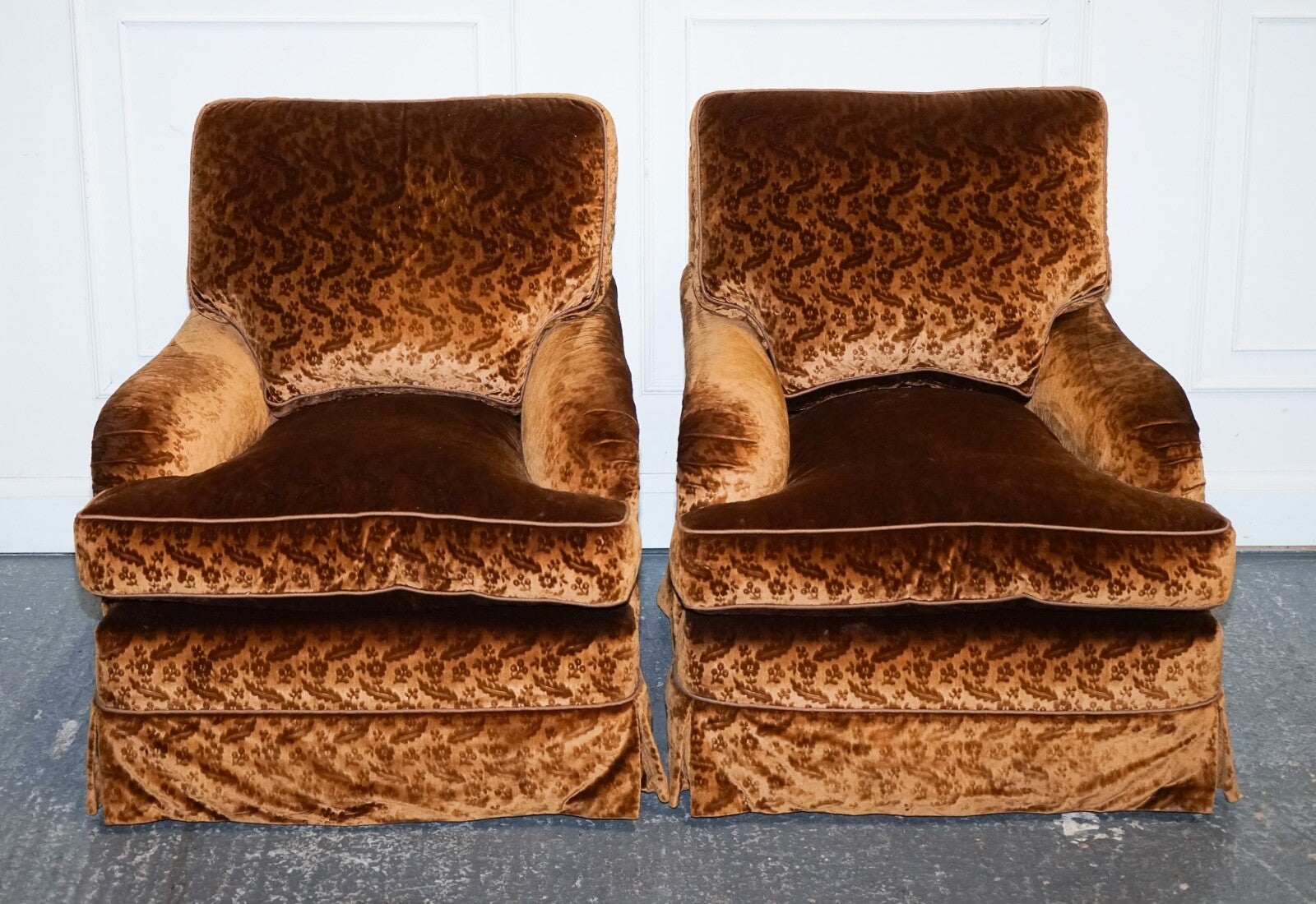 VINTAGE PAIR CUSTOM MADE BROWN GOLD VELVET CONNAUGHT ARMCHAIRS BY DUDGEON LONDON