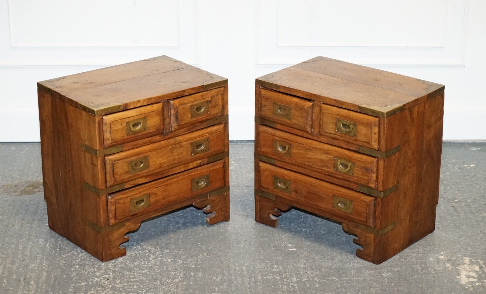 PAIR VINTAGE MILITARY CAMPAIGN BEDSIDE TABLES NIGHTSTANDS