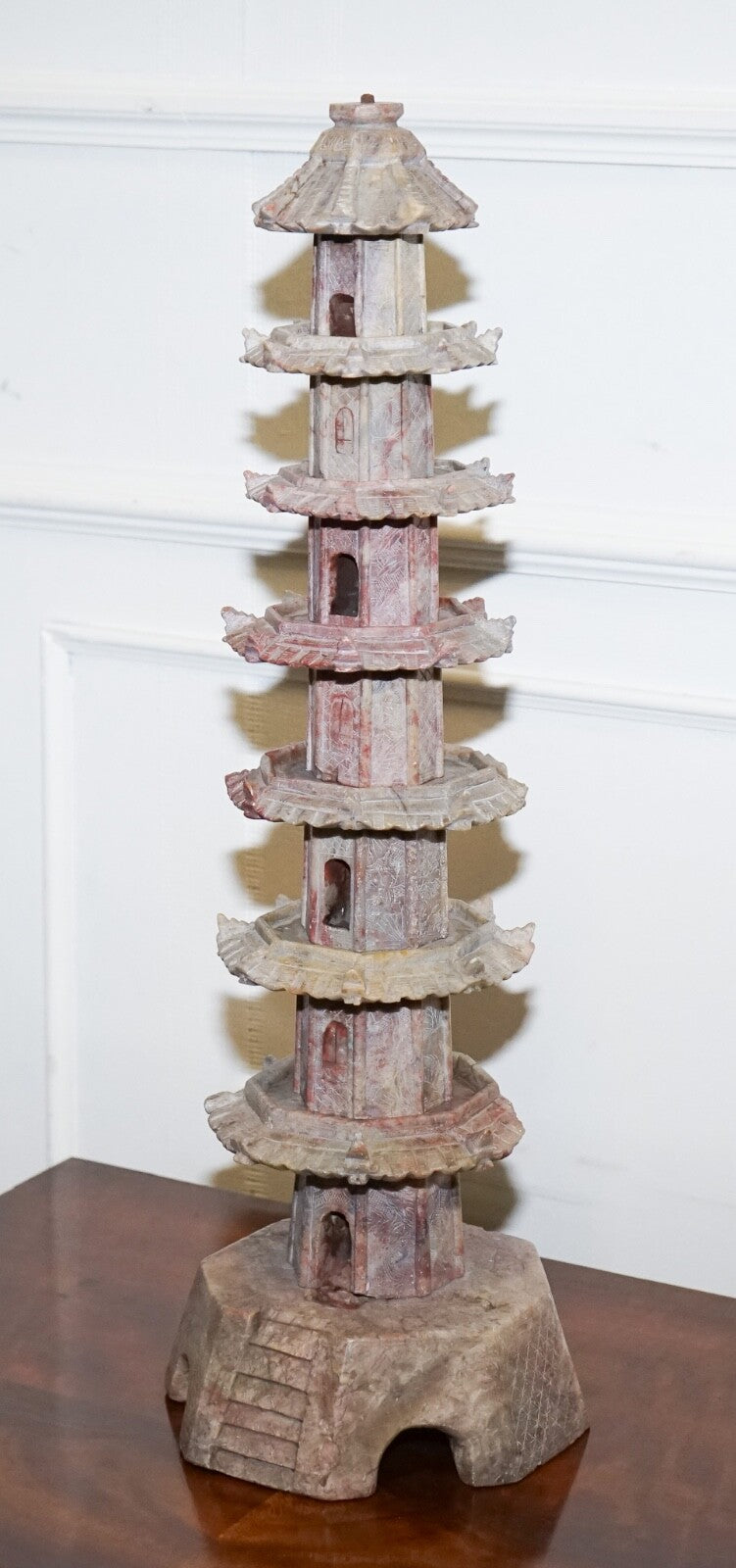 ANTIQUE 19TH CENTURY ORIENTAL CARVED SOAPSTONE PAGODA VERY DECORATIVE