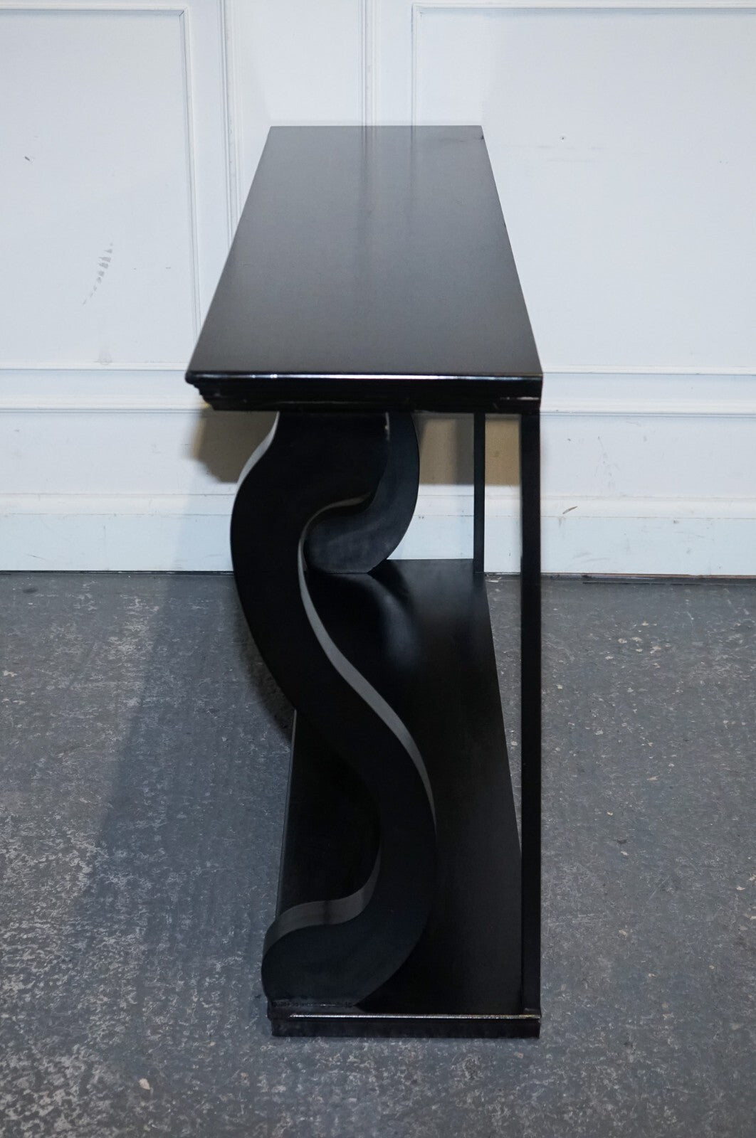 LOVELY BLACK FRENCH BAROQUE STYLE CONSOLE TABLE SIDEBOARD