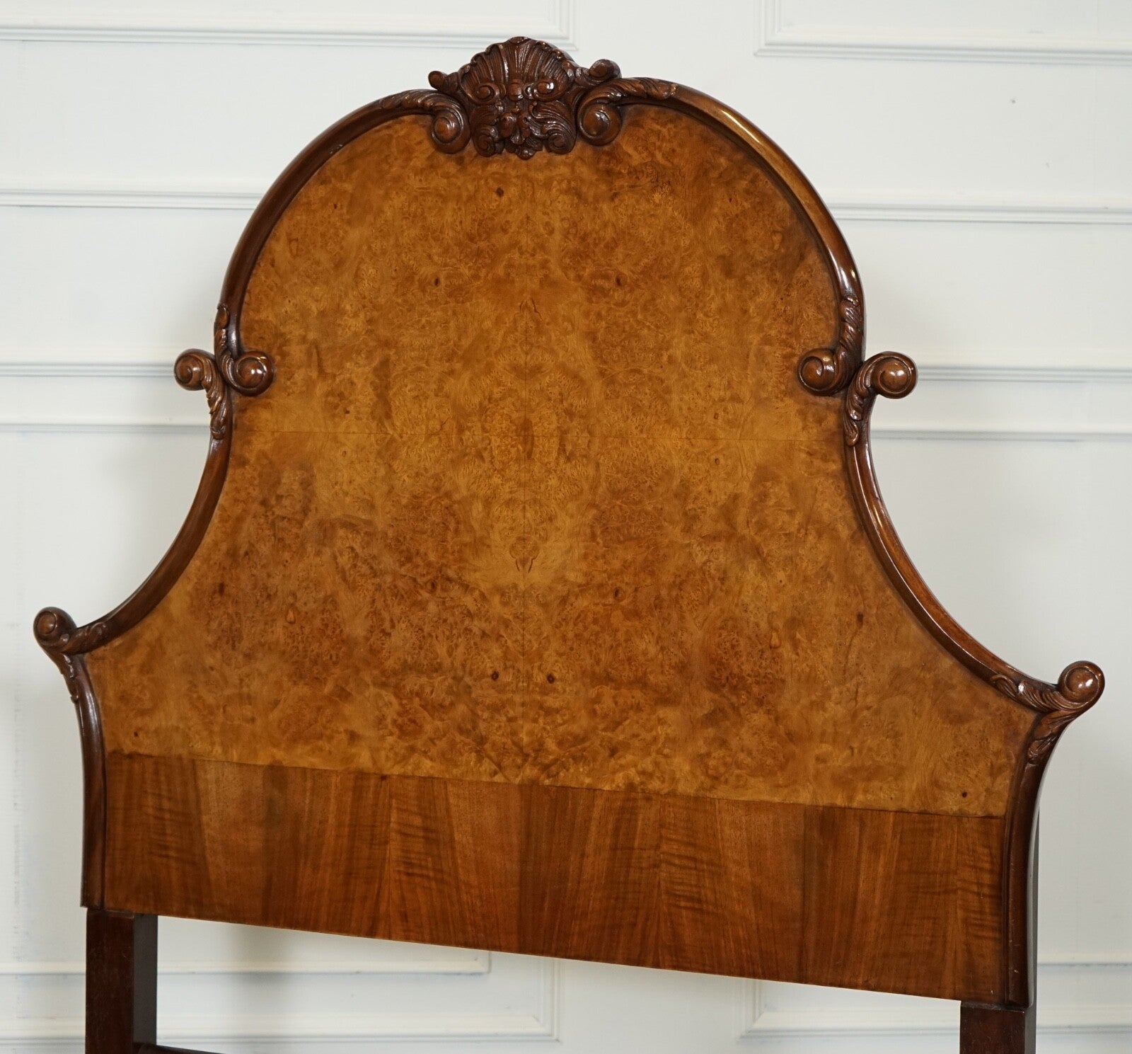 CIRCA 1930 ART DECO BURR WALNUT ENGLISH MADE VONO BEDSTEAD FRAME QUEEN ANNE LEGS