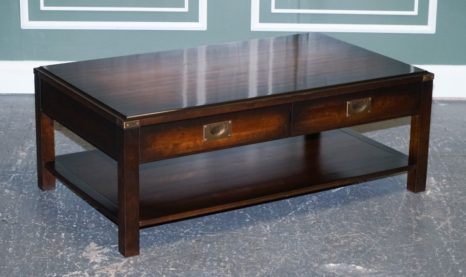 STUNNING VINTAGE MILITARY CAMPAIGN MAHOGANY & BRASS COFFEE TABLE