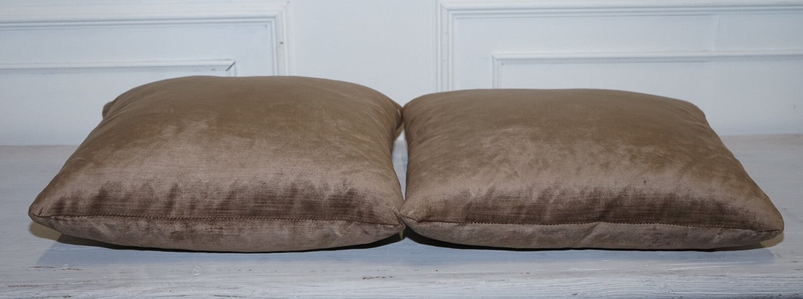 LOVELY VINTAGE PAIR OF BROWN FEATHER FILLED SCATTER CUSHIONS