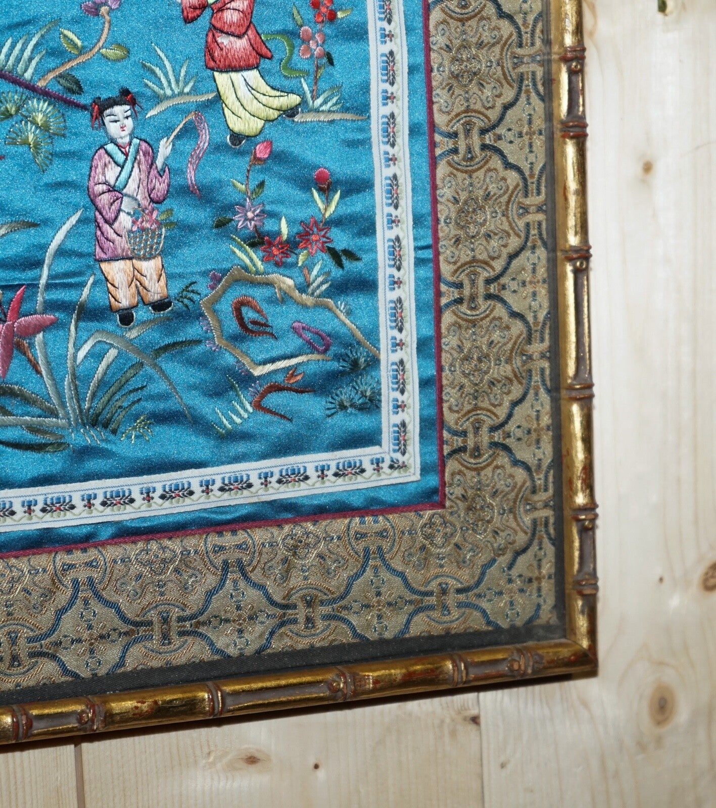 VINTAGE CHINESE HAND EMBROIDERED SILK TAPESTRY PANEL IN FAUX GILT BAMBOO FRAME