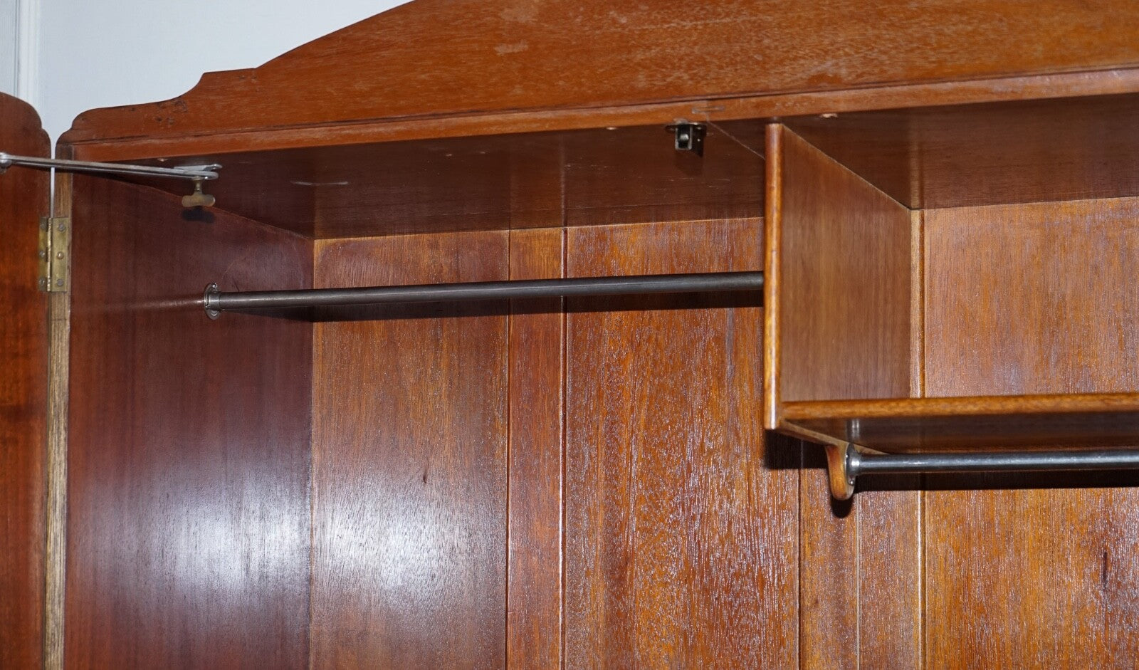 GORGEOUS ART DECO BURR WALNUT DOUBLE WARDROBE WITH MiRROR