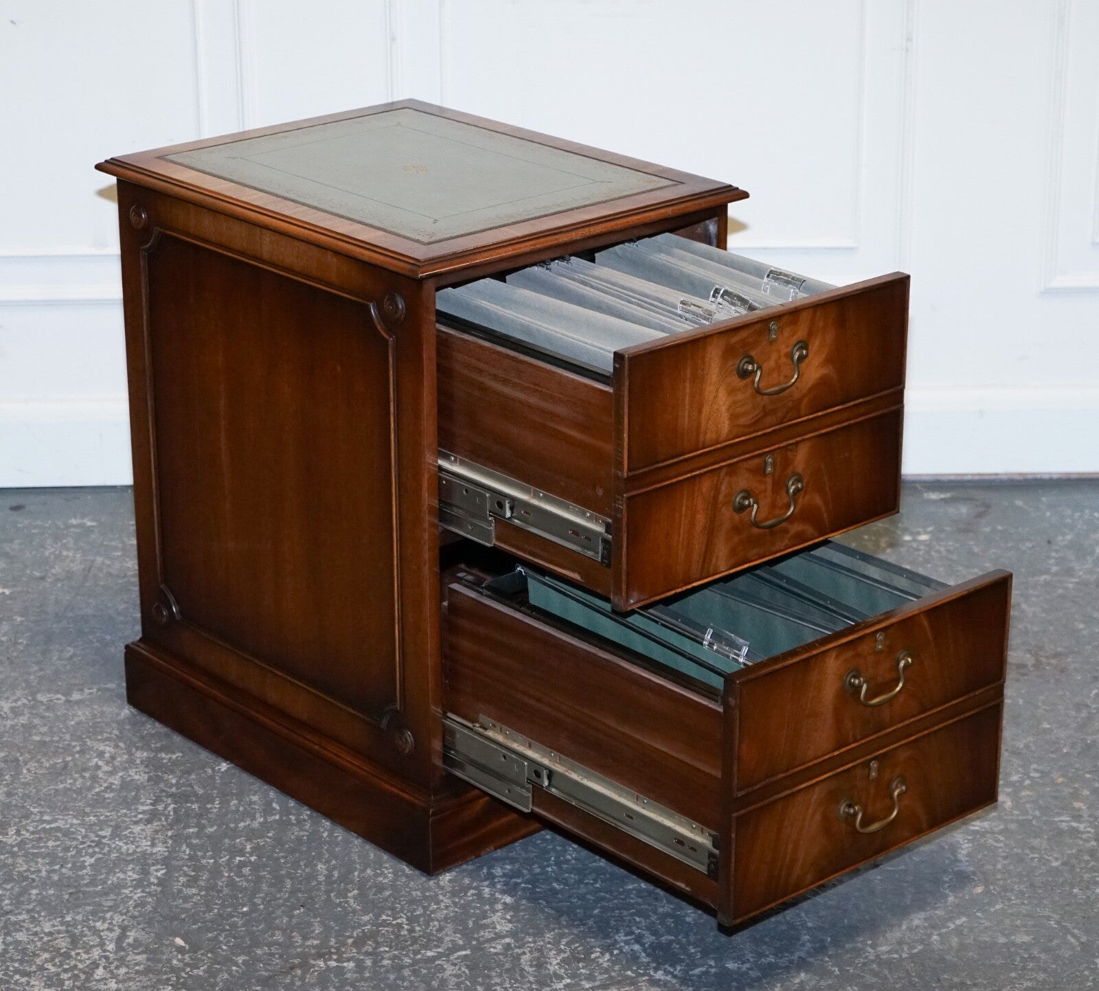 BEVAN FUNNELL FILLING CABINET RARE SAGE BLUE LEATHER VARIOUS SIZE FOLDERS